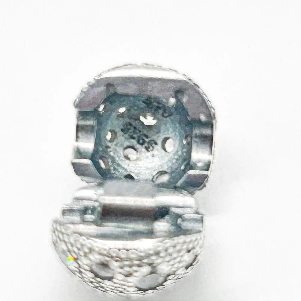 NWOT Pandora moments compatible white zirconia clasp charm, Sterling silver - Picture 6 of 9